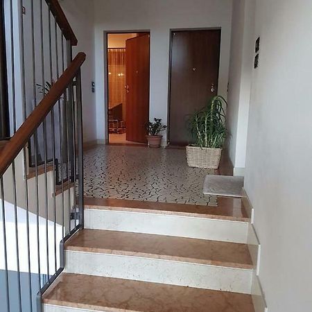 Апартаменти Residenza Annalisa Торрі-ді-Куартезоло Екстер'єр фото
