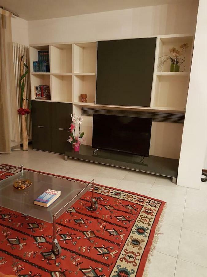Апартаменти Residenza Annalisa Торрі-ді-Куартезоло Екстер'єр фото