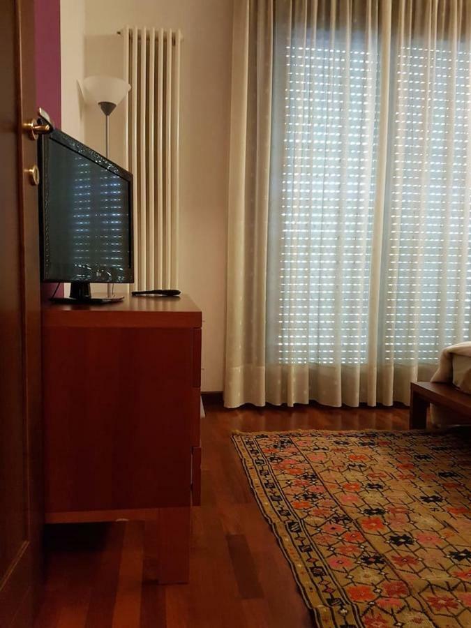 Апартаменти Residenza Annalisa Торрі-ді-Куартезоло Екстер'єр фото